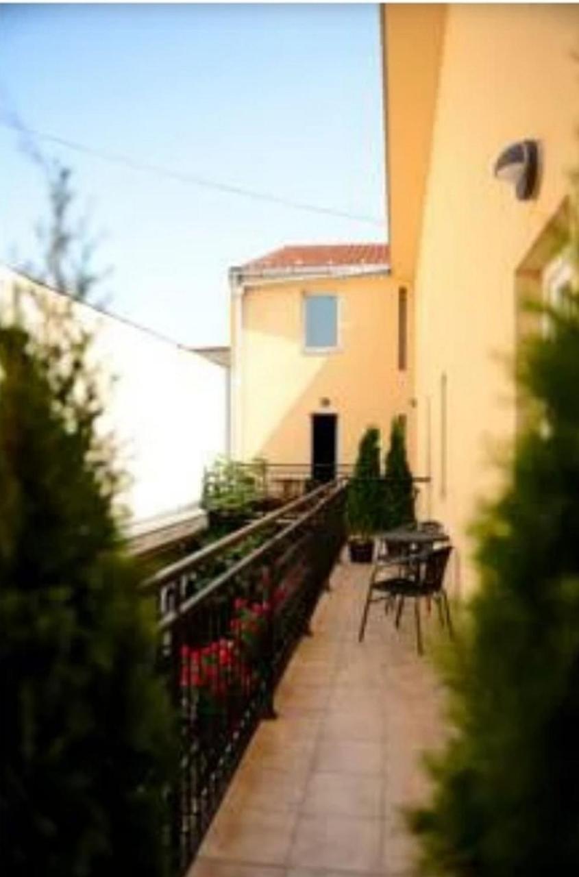 Centar Novi Sad-Apartman No 1 Luaran gambar